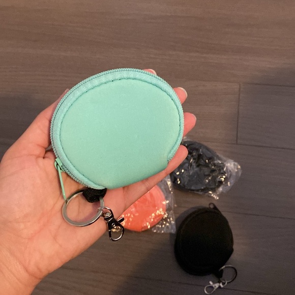 Coin & Key pouch - Picture 2 of 4